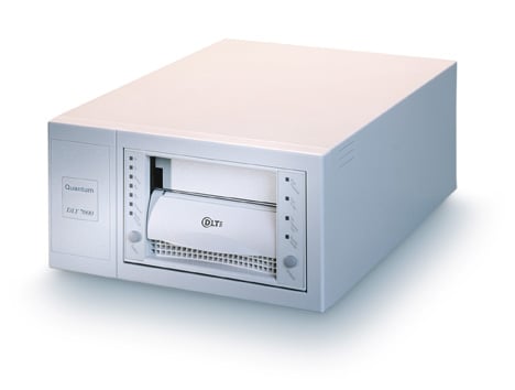 0073XW - Dell DLT 7000 Tape Drive - 35GB Native70GB Compressed - SCSIInternal