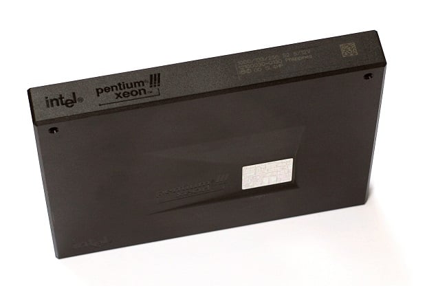 3146T - Dell 550MHz 2MB Cache Intel Pentium III Xeon Processor